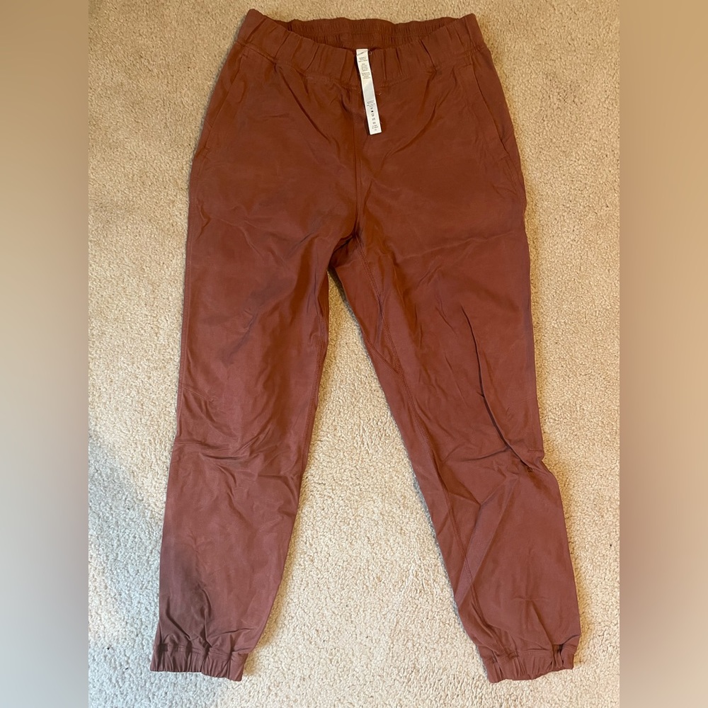Lululemon Adapted State Training Jogger size 6 - Dark Terracotta